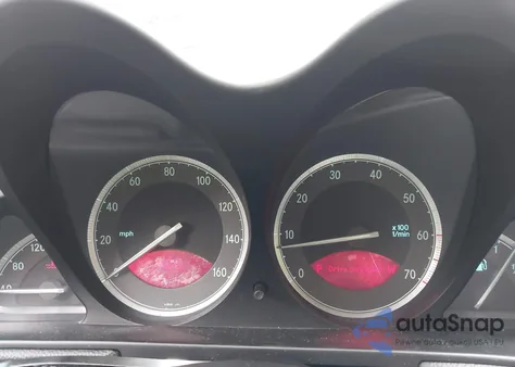 2003 Mercedes-Benz Sl 500 z USA, uszkodzony, nr VIN WDBSK75F33F060962